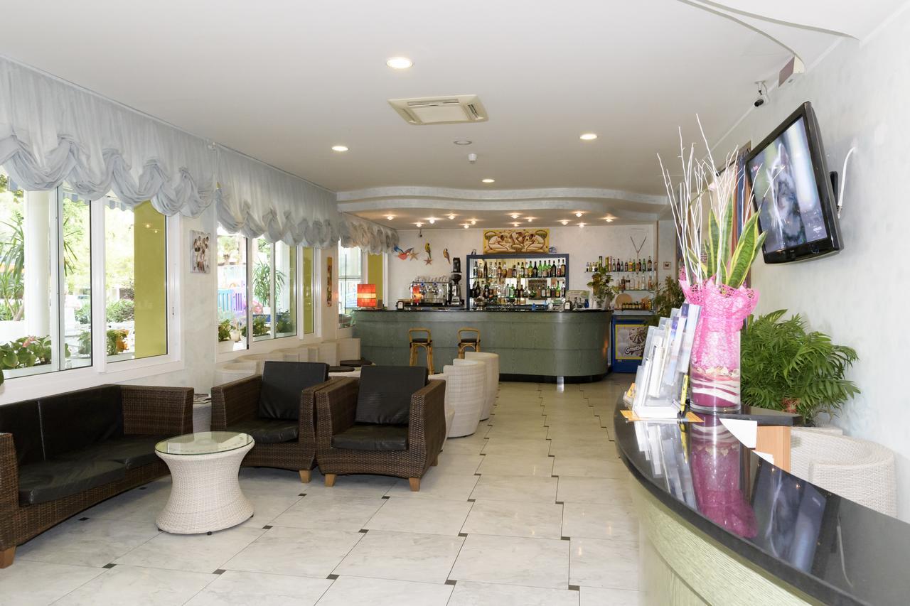 Hotel Mondial Cervia